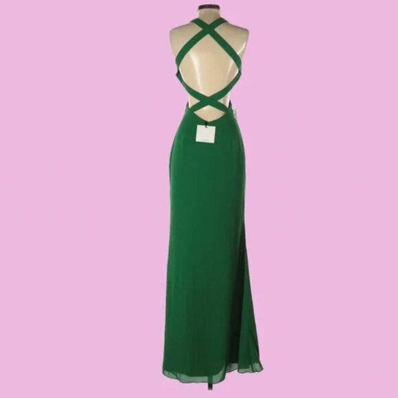 NWT Fame and Partners Green Halter Cut Out Backless Elegant Maxi Gown Size US 2 - Picture 3 of 3
